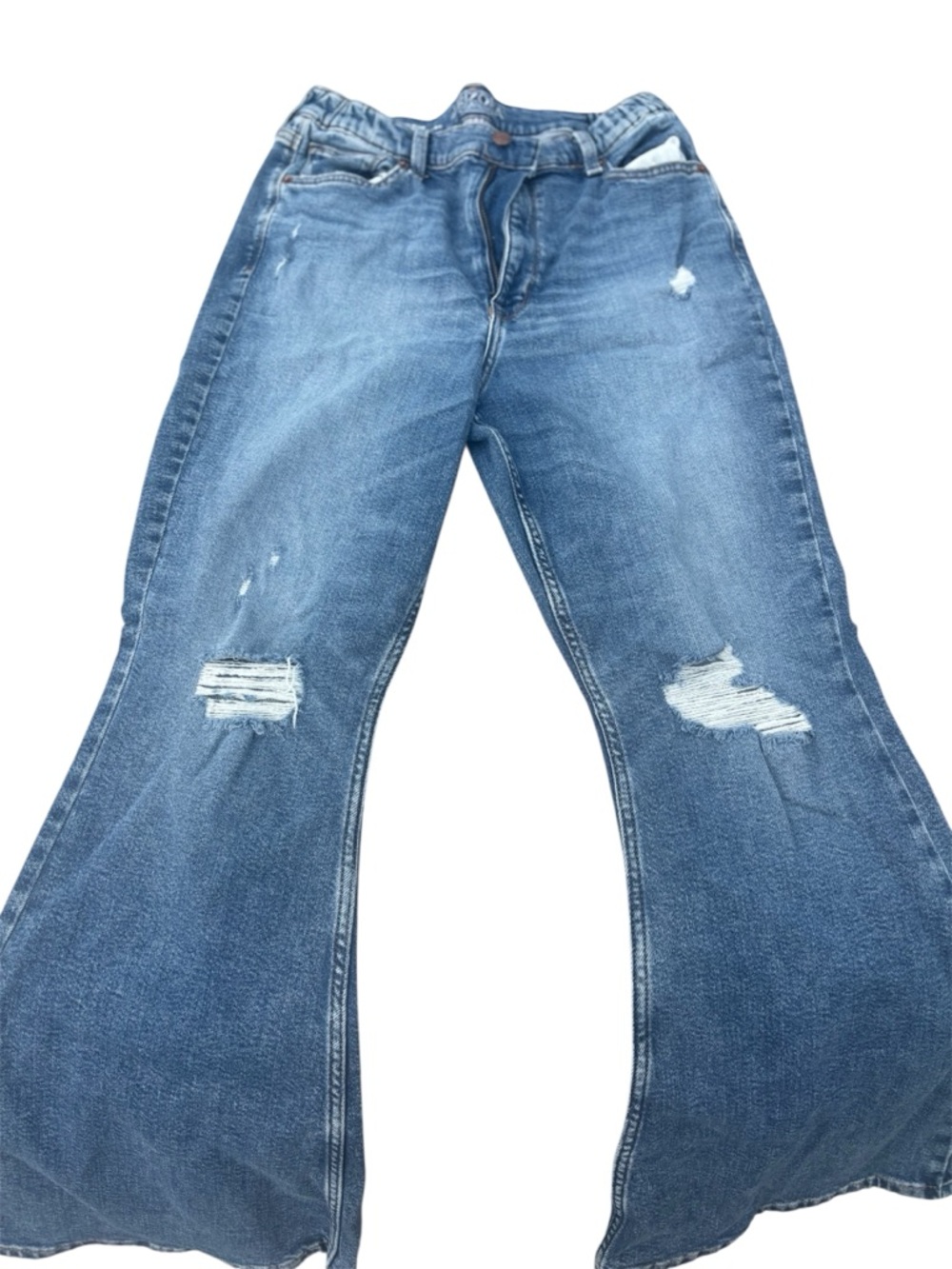 Arizona Jean Company Women's Blue High-Rise Distressed Flare Jeans